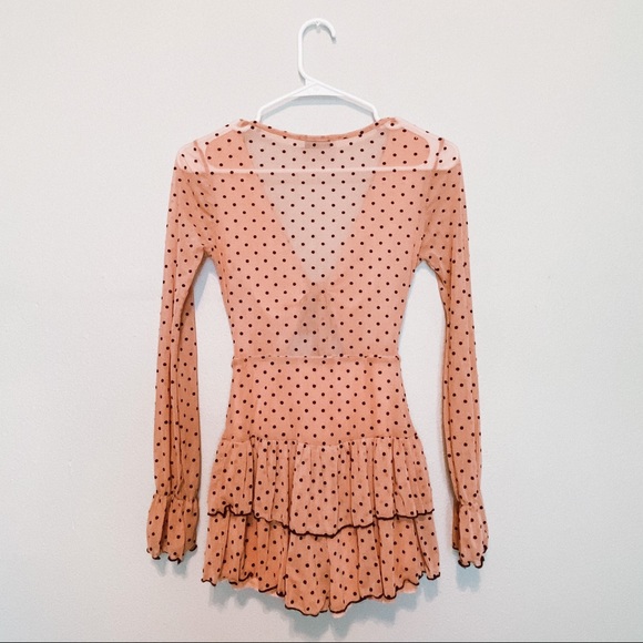 🎁CHRISTMAS DONATION🎁 Fashion Nova Light Pink Polka Dot Mesh Romper - Picture 4 of 8